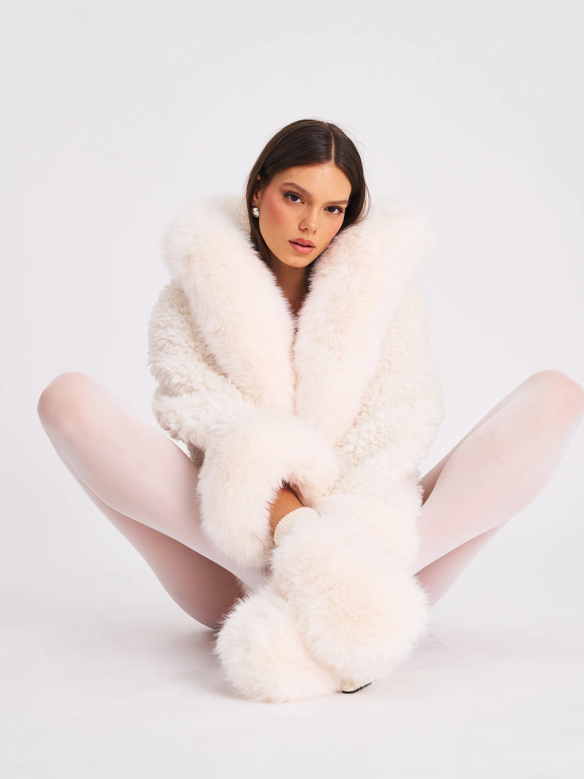 Jumbo Kali White Vegan Shearling Fur Trimmed Coat