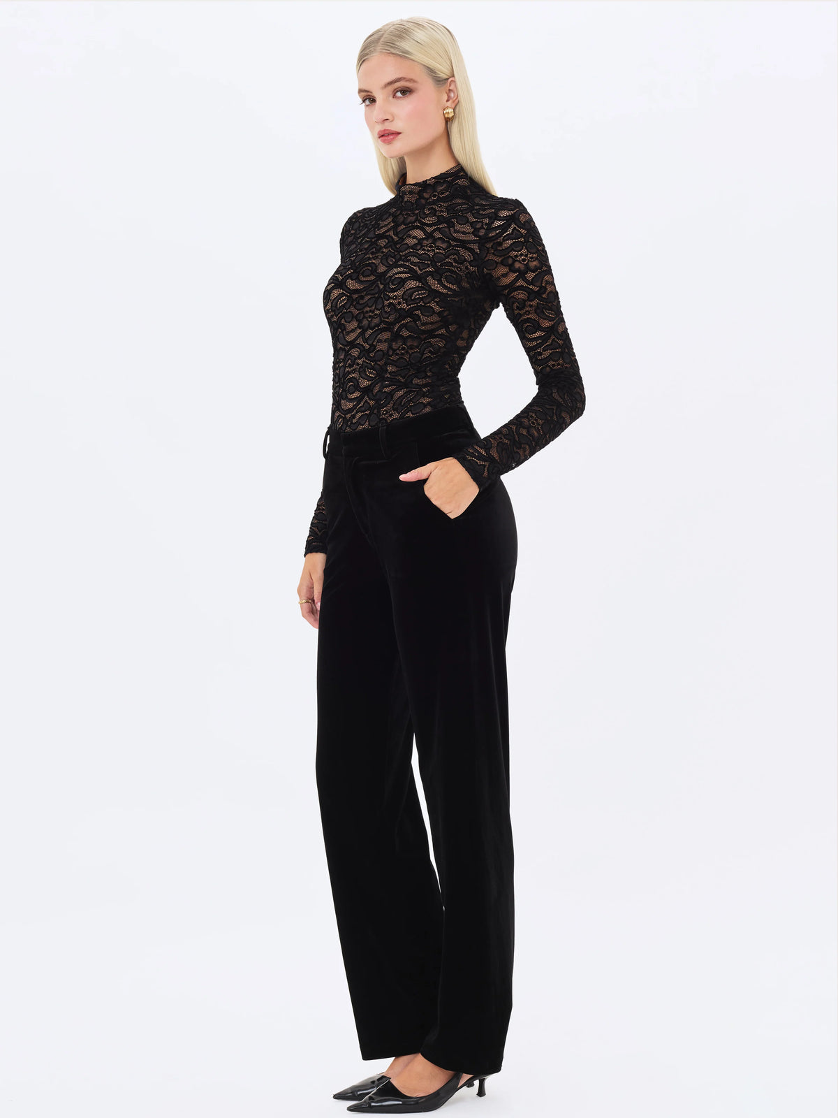 Quenisa Black Chenille Lace Long Sleeve Bodysuit